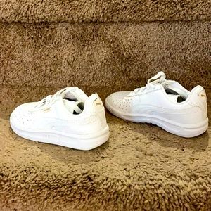 Toddler shoes-sneakers